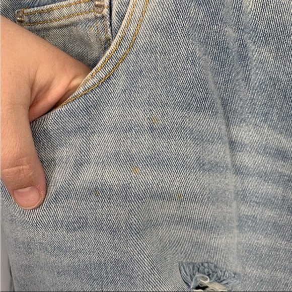 Nasty Gal distressed Mom Jeans - Picture 4 of 8